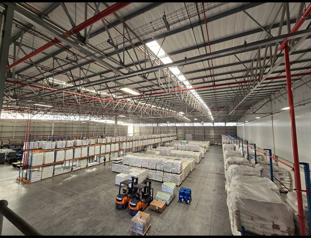 6,569M² WAREHOUSE TO LET IN BELLVILLE SOUTH INDUSTRIA